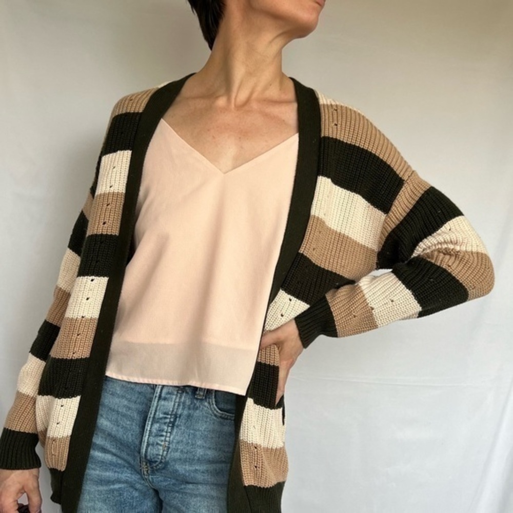 Forever 21 Knit Striped Cardigan with Pockets size S
